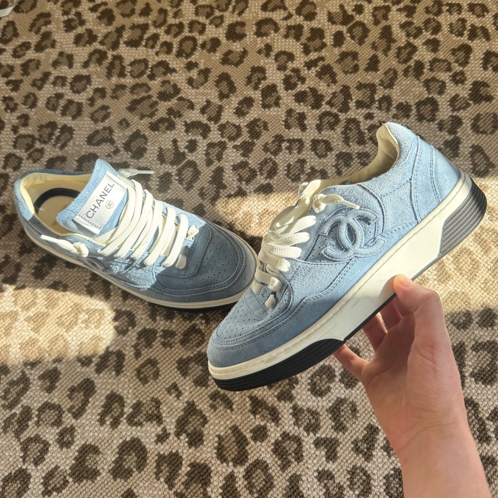 CHANEL Light Blue suede Women's Sneakers never worn